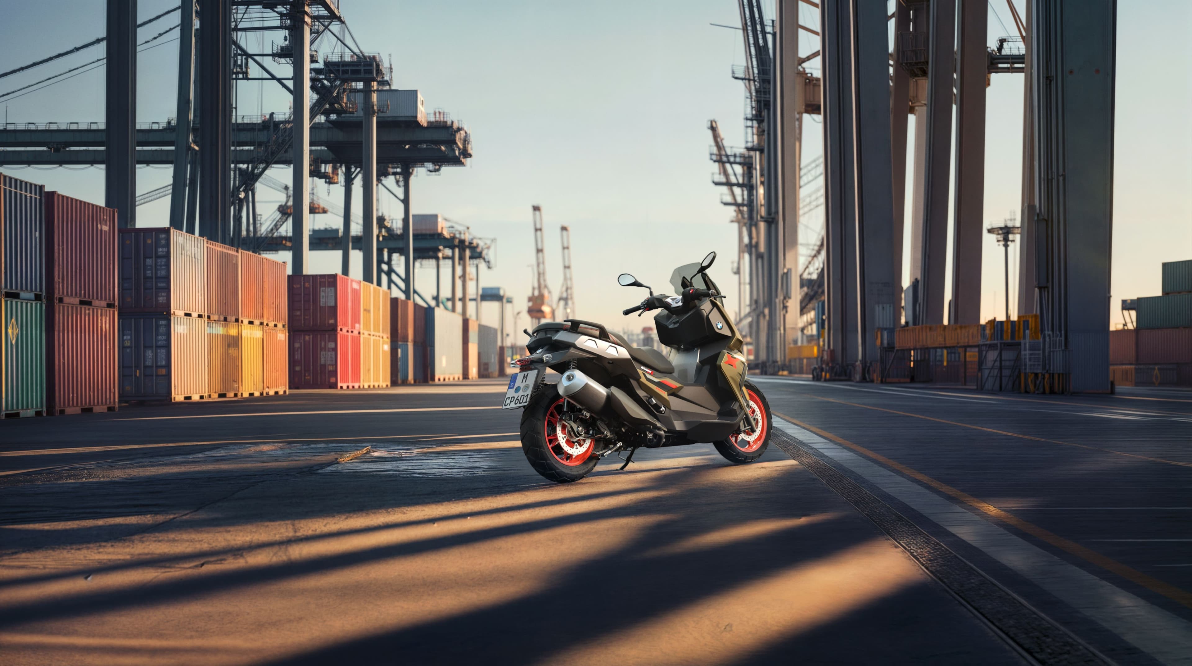 BMW C400X