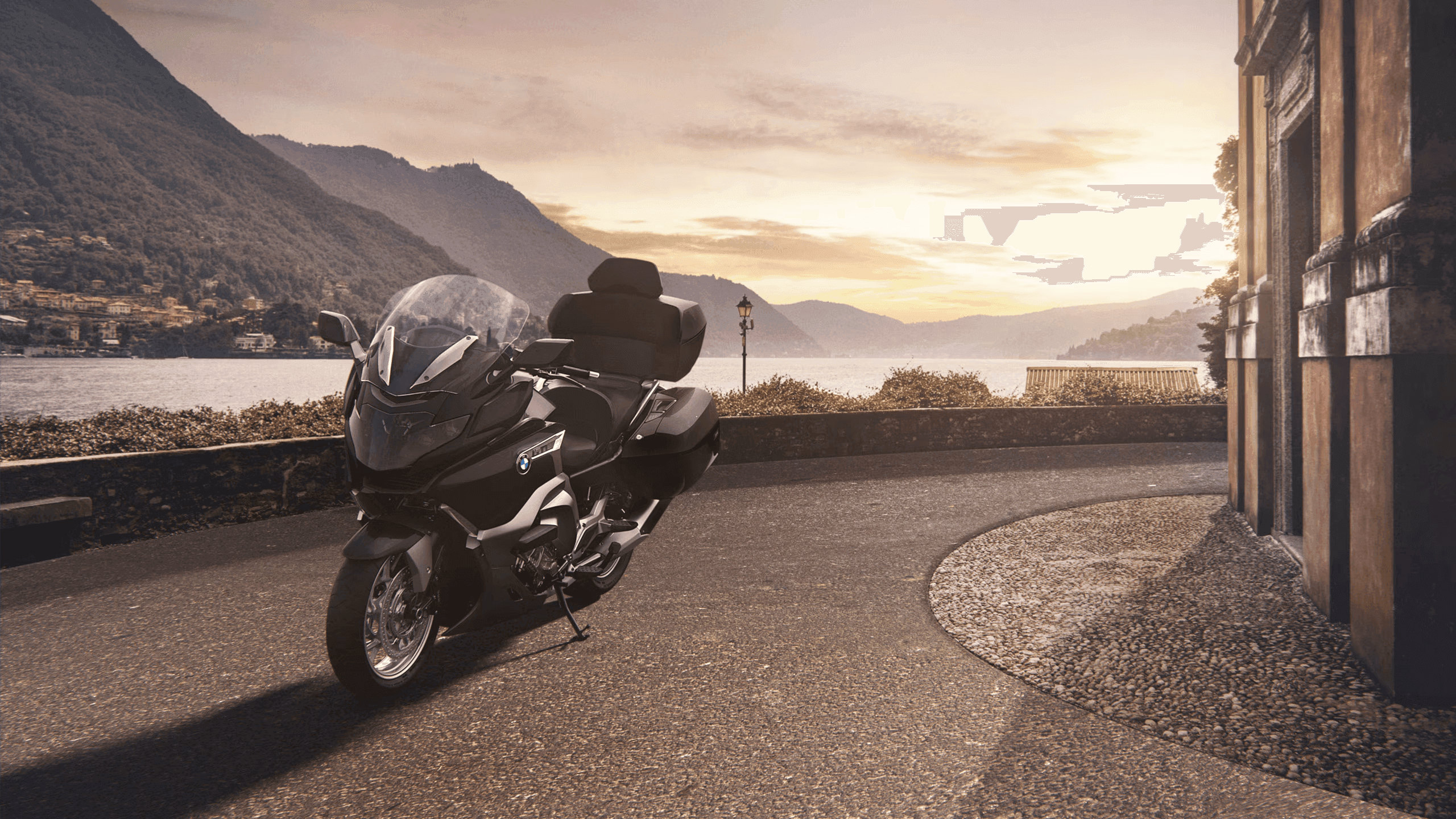 BMW K1600GTL