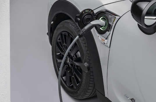 Side Scuttles e Porta de Carregamento - MINI Countryman Híbrido