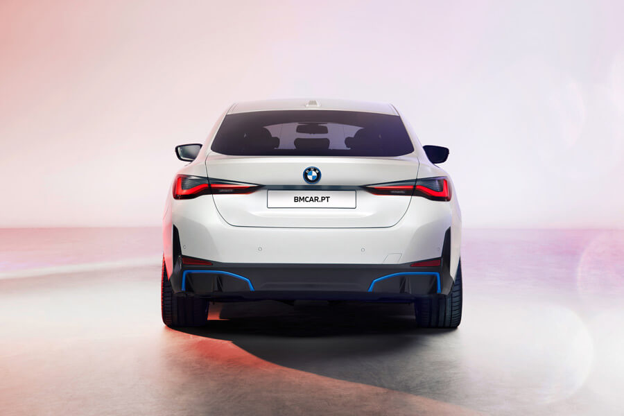 Design de traseira - BMW i4